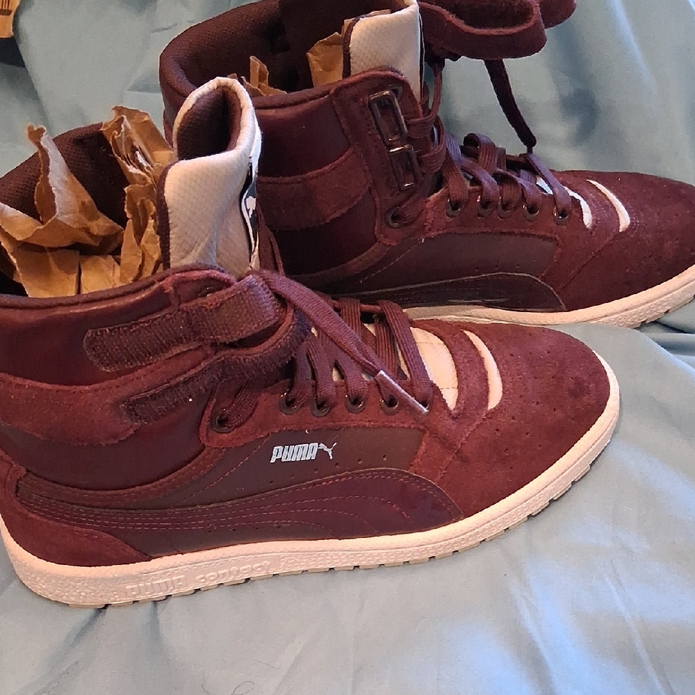 Puma Womens Maroon High-Top Sneakers
